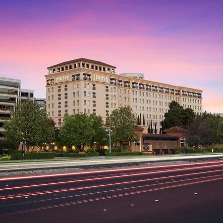 Juniper Hotel Cupertino, Curio Collection By Hilton Exterior foto