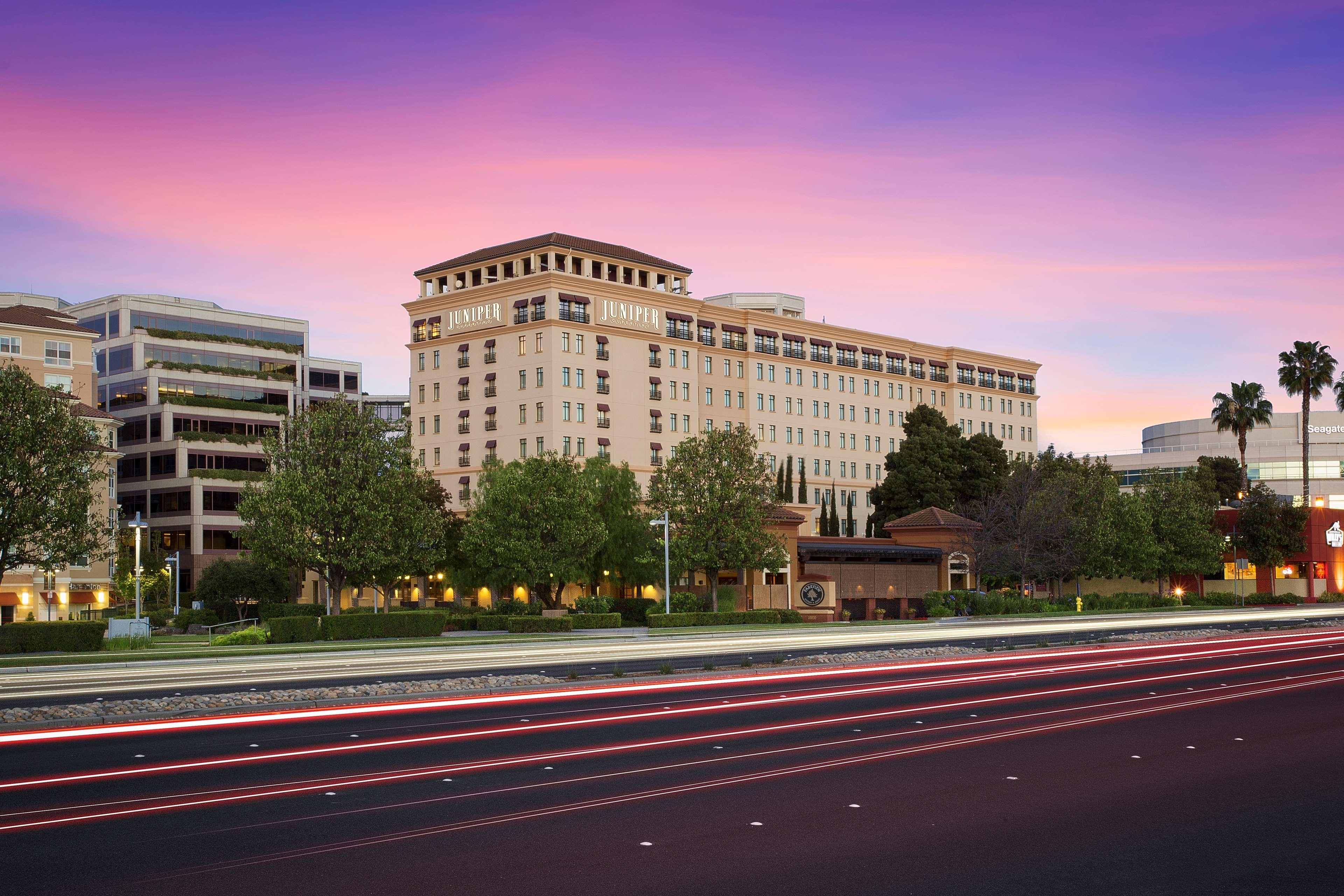 Juniper Hotel Cupertino, Curio Collection By Hilton Exterior foto